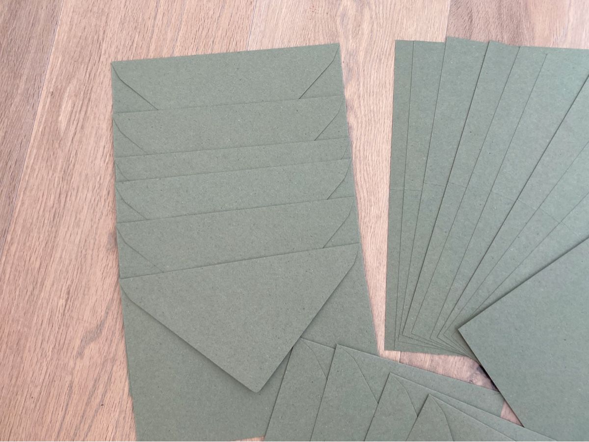 Karten: 50er Set A5 Klapp Karten mit Couverts, Eukalyptus grün – Neu (gemäss Beschreibung) aus Eggenwil von Lissi82 1
