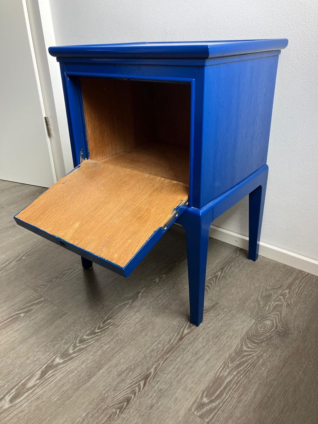 Cassettiere: Tischchen / Kommode Vintage Blau – Usato da Zürich venduto da dschungelgirl 3