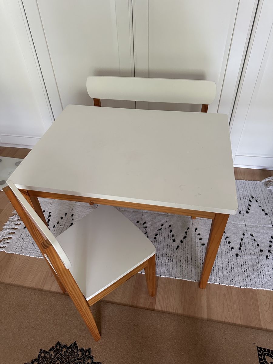 Tische: Kindertisch – Gebraucht aus Buchs SG von Gama081