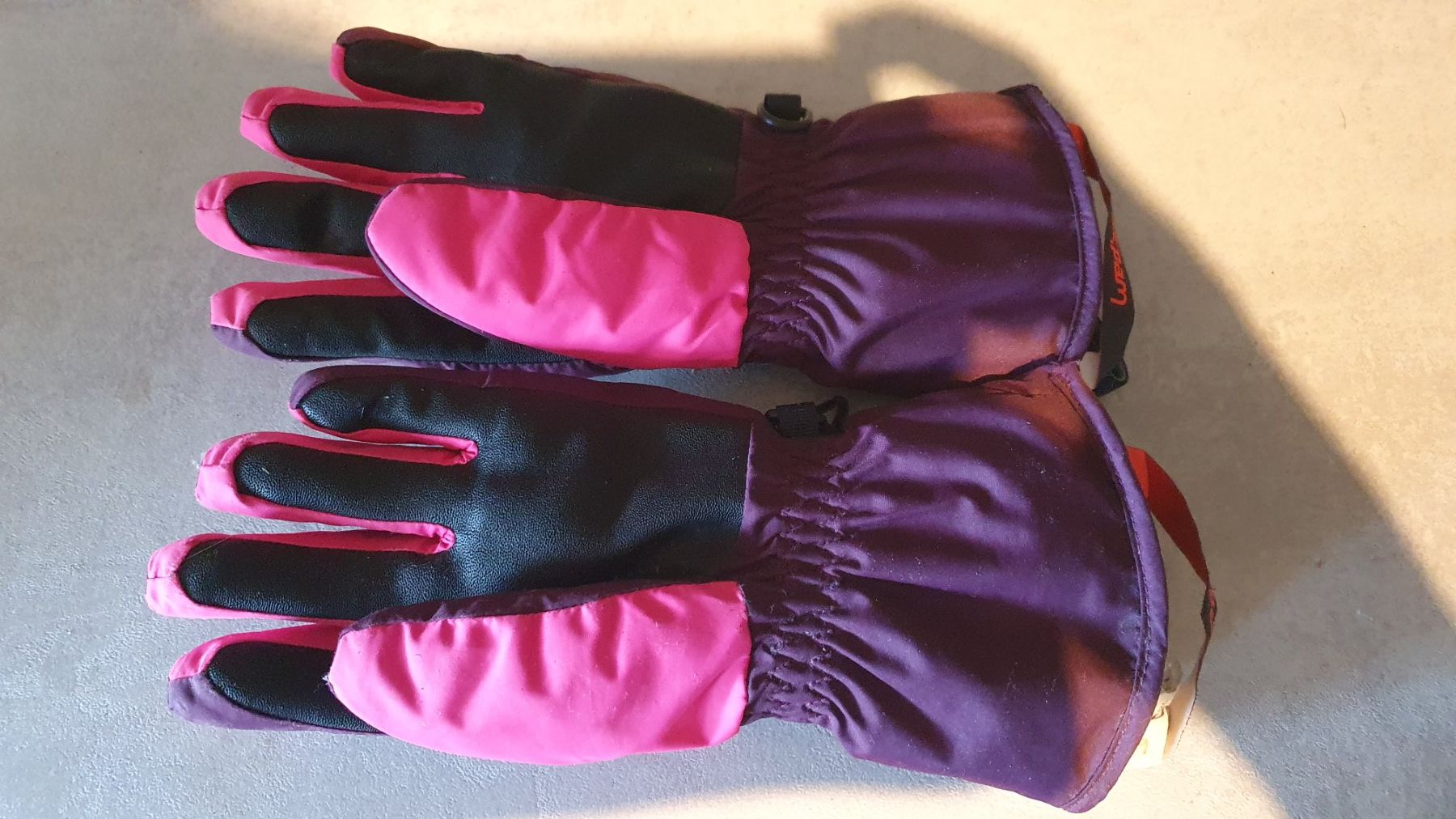 Kinderhandschuhe: Gants – Gebraucht aus Châtonnaye von Kojak120 1