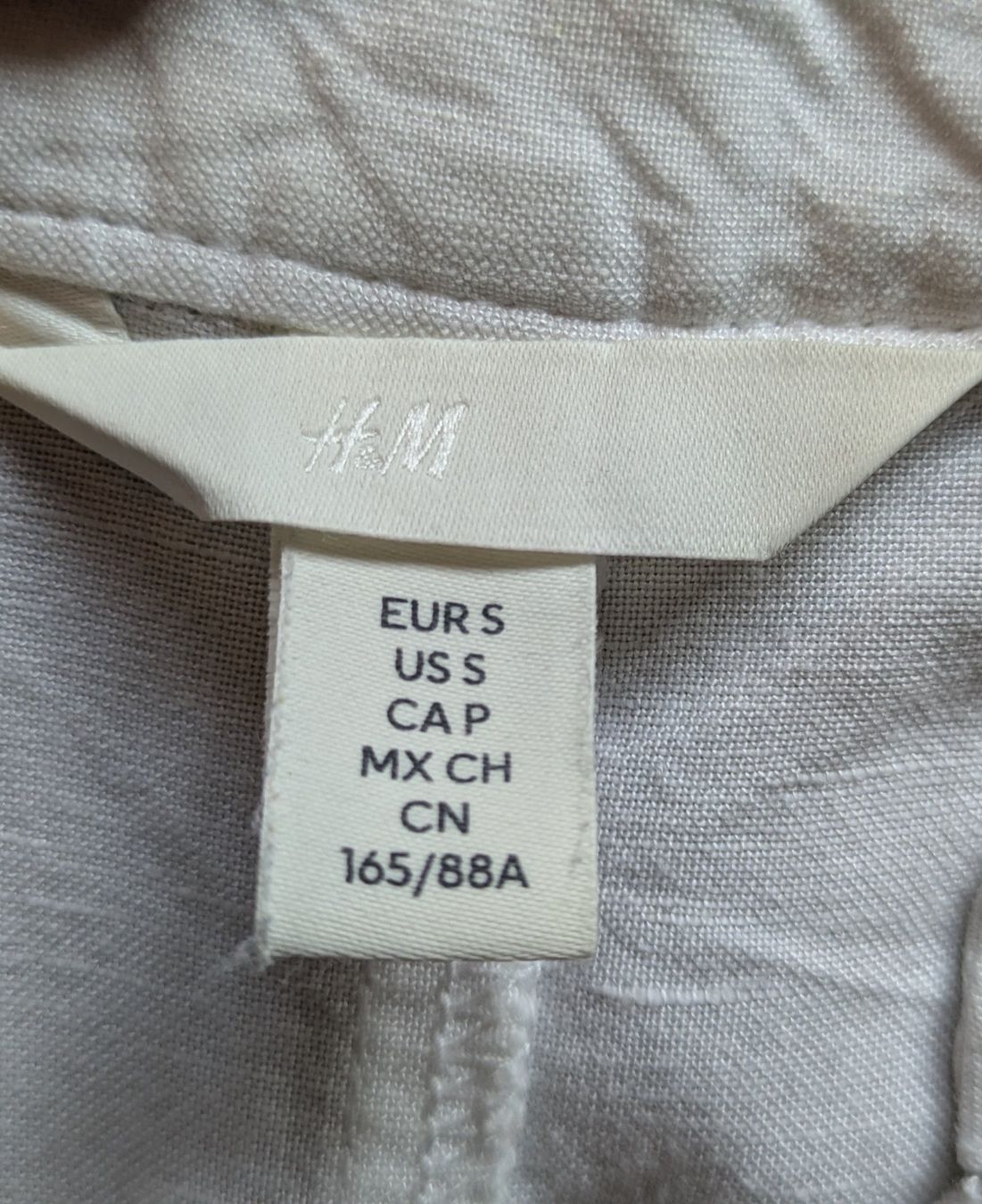 H&M Robes: Tunica/camicetta bianca con scollo a V – D'occasion à Claro par Dona1785 3