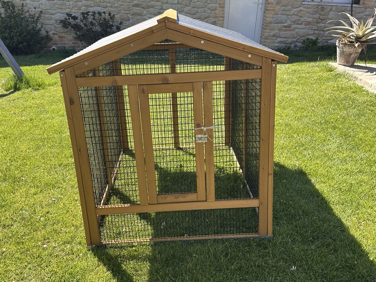 Gabbie, trasporto & Sicurezza: Cage à lapin ou cochon d’inde  – Nuovo (secondo la descrizione) da Peseux venduto da tao_2k9s 1