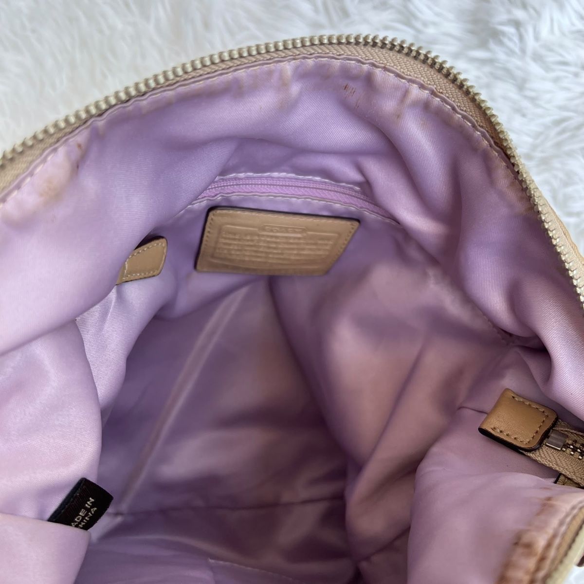 Coach Taschen für Damen: Coach Handtasche Monogramm Beige mittel gross – Gebraucht aus Eggenwil von CNSRVINTAGE 5