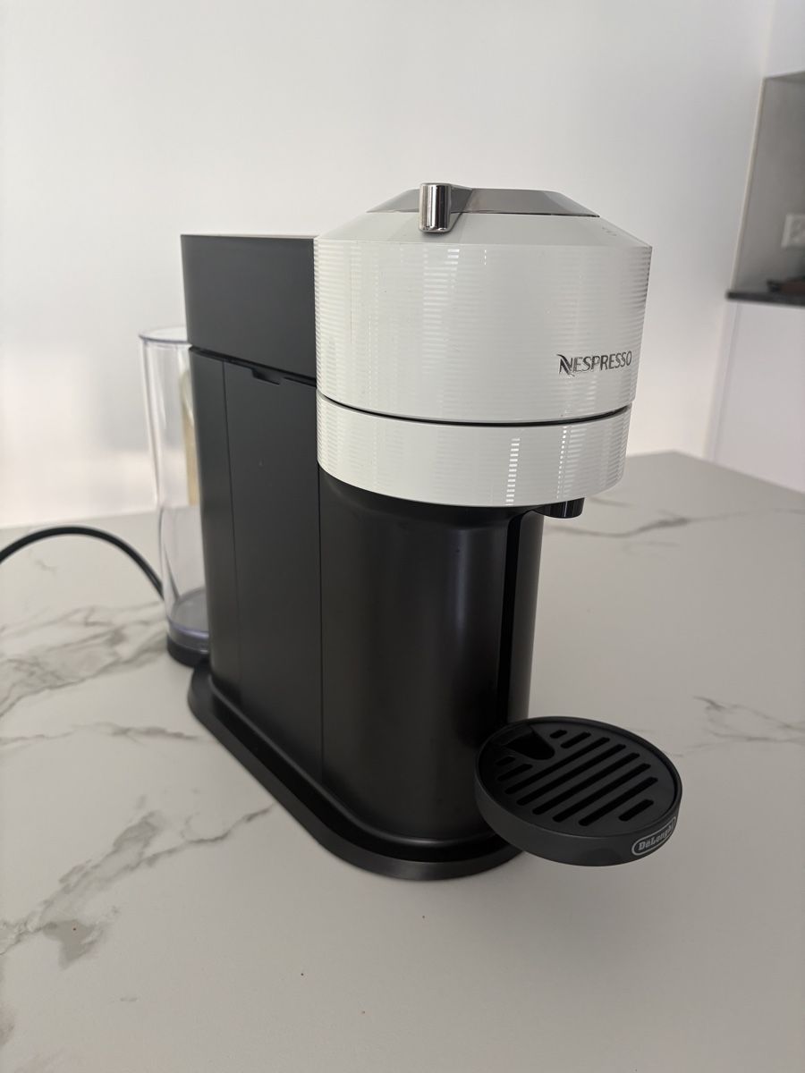 Nespresso Macchine per caffè & Macchine per espresso: Nespresso Kaffeemaschine  – Nuovo (secondo la descrizione) da lyss venduto da Loperfido21