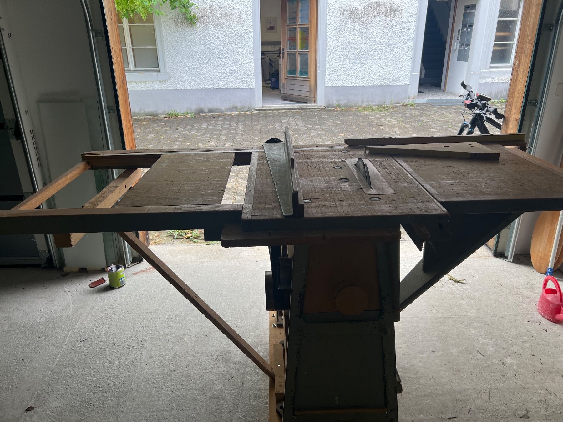 Tutte le macchine: Holzkreissäge mit Schiebetisch – Usato da Bremgarten AG venduto da Charles51 4