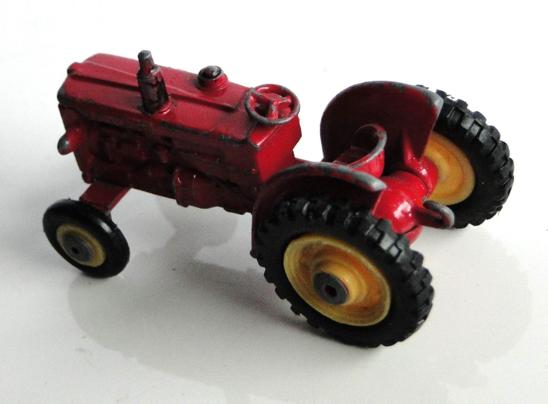 Volvo Modellini d'auto: HUSKY - BM Volvo Tractor - wie Matchbox – Usato da Killwangen venduto da cyrano56 2