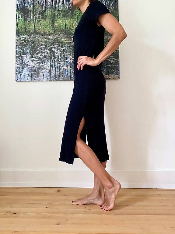 Thinking Mu Vestiti: Elegantes schwarzes Kleid – Usato da Aarau venduto da lacrimara