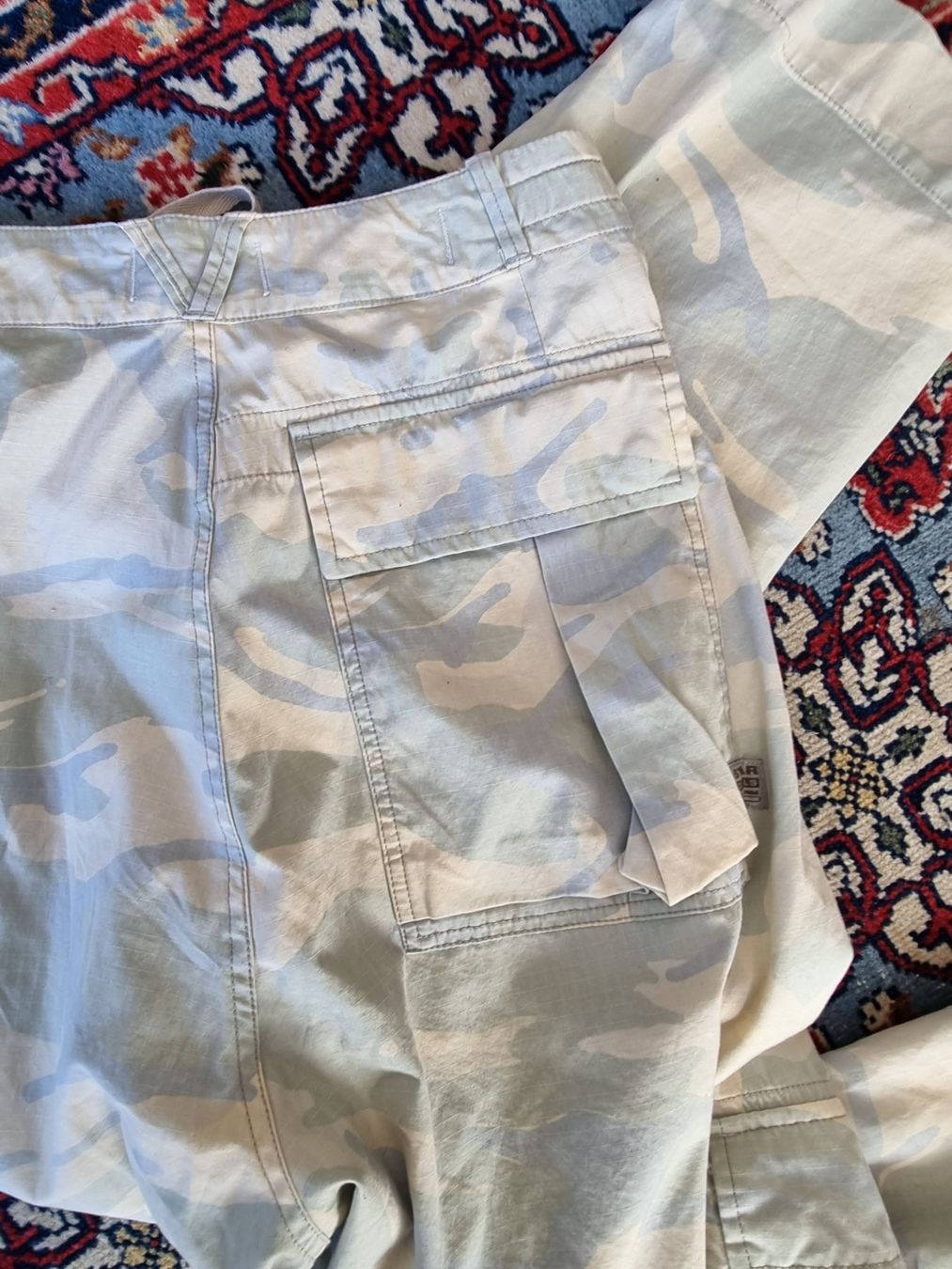 G-Star Pantaloni: G-Star loose fit Hose, gr M – Usato da Interlaken venduto da NataliiaS 5