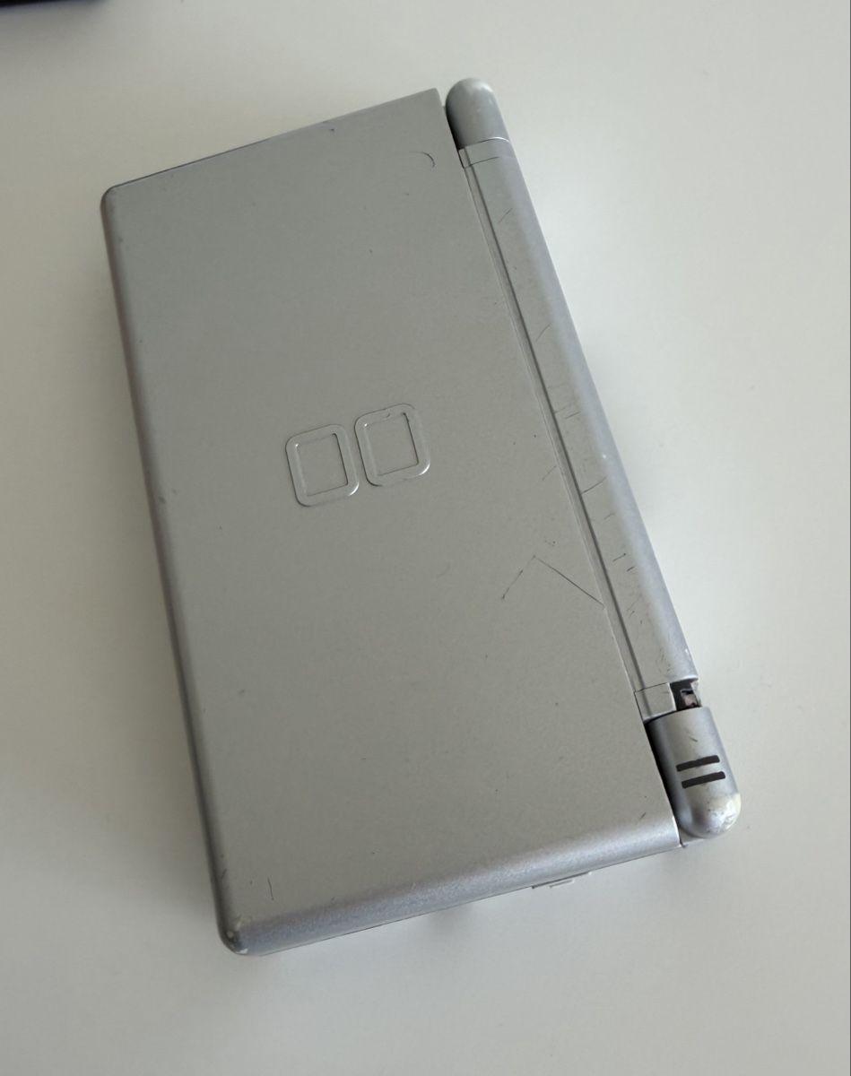 Nintendo Console: Nintendo DS Lite Silber Grau Konsole 2 Spiele – Usato da Füllinsdorf venduto da hae_gt9l 4