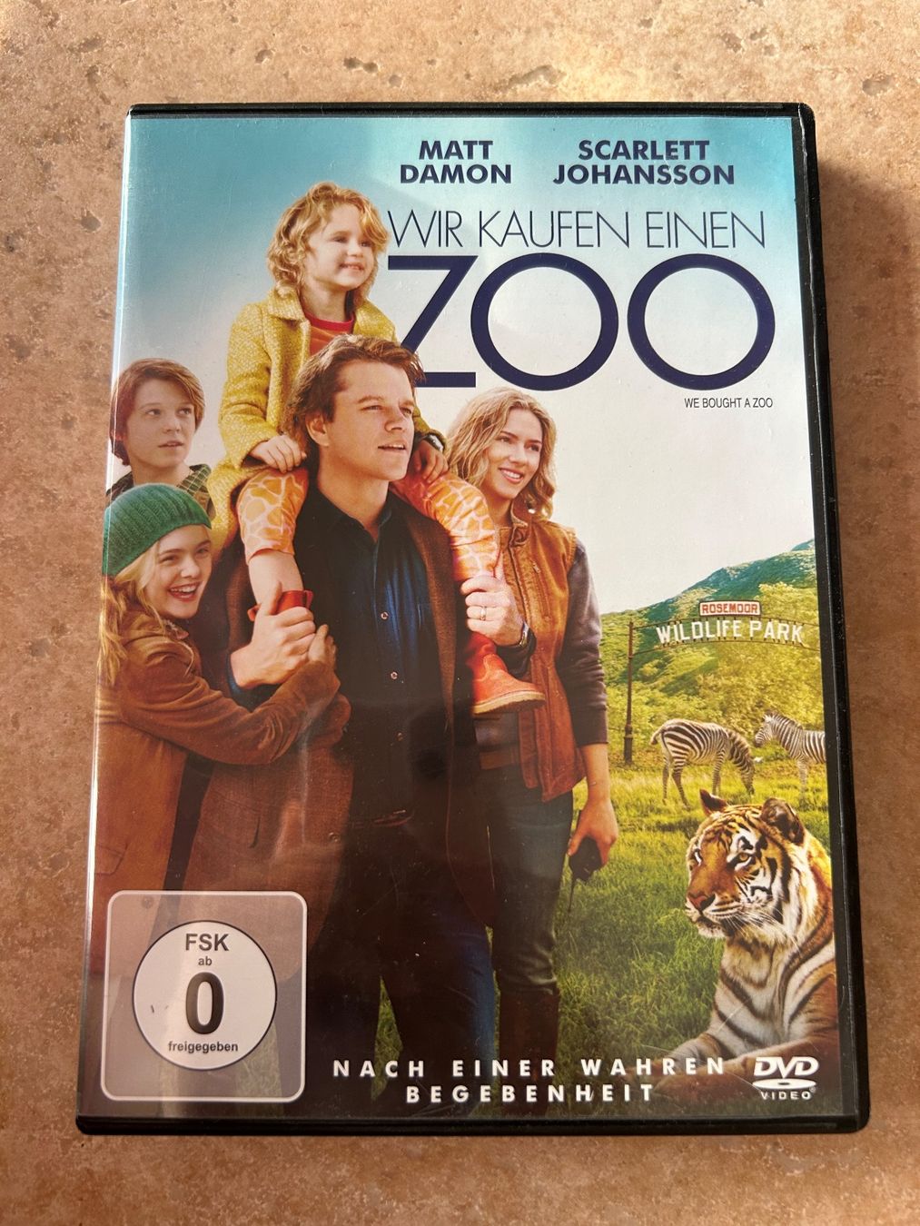 Tutti i DVDs: DVD: Wir kaufen einen Zo – Usato da Oberkulm venduto da angela_05
