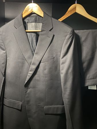 Feine Linien Anzug - Pierre Cardin - Zwei Teilig - Gr. 52