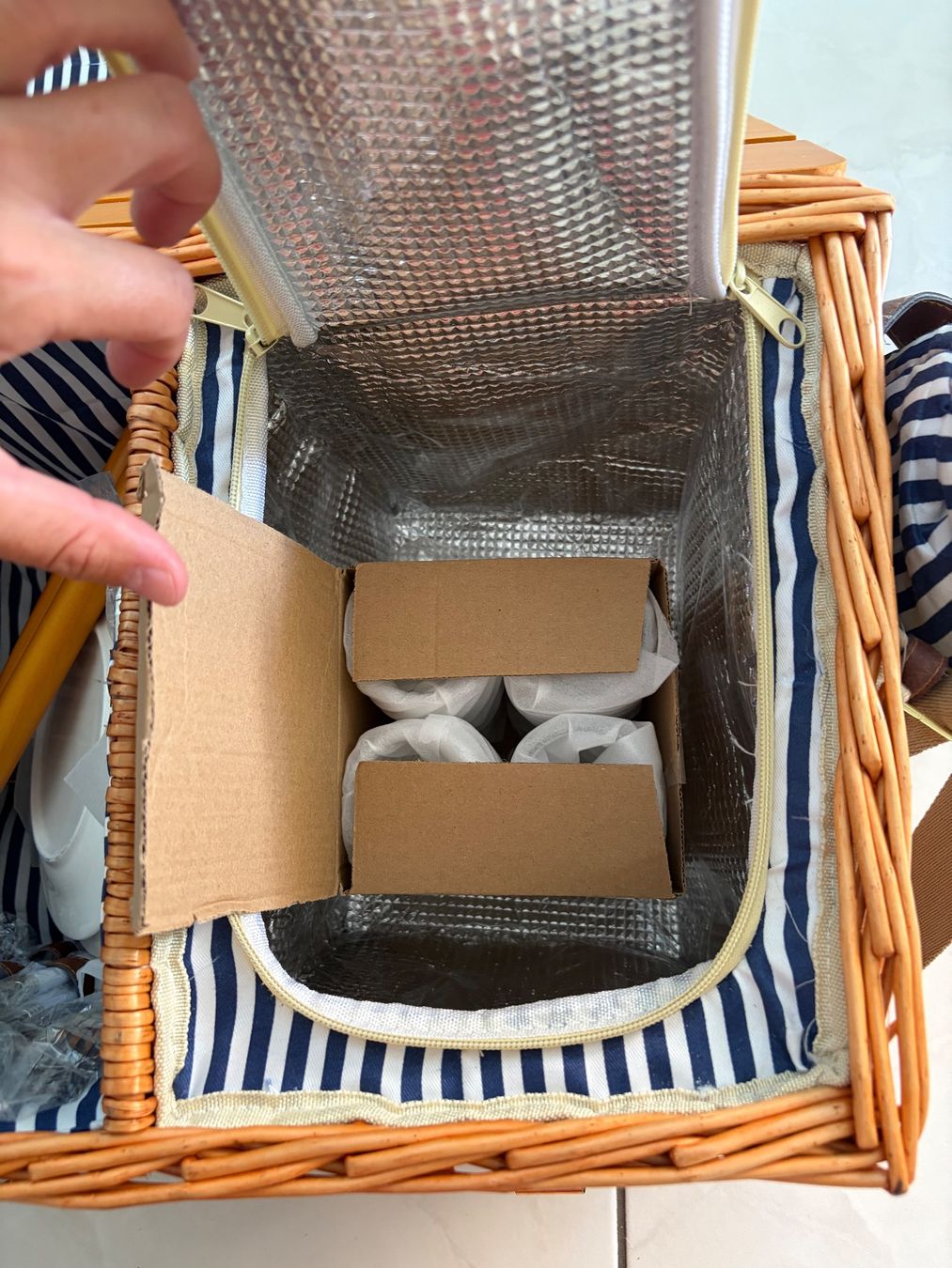 Autres articles pour la maison: Picknickkorb New – Neuf avec emballage d'origine à Hergiswil NW par irinagraf 7
