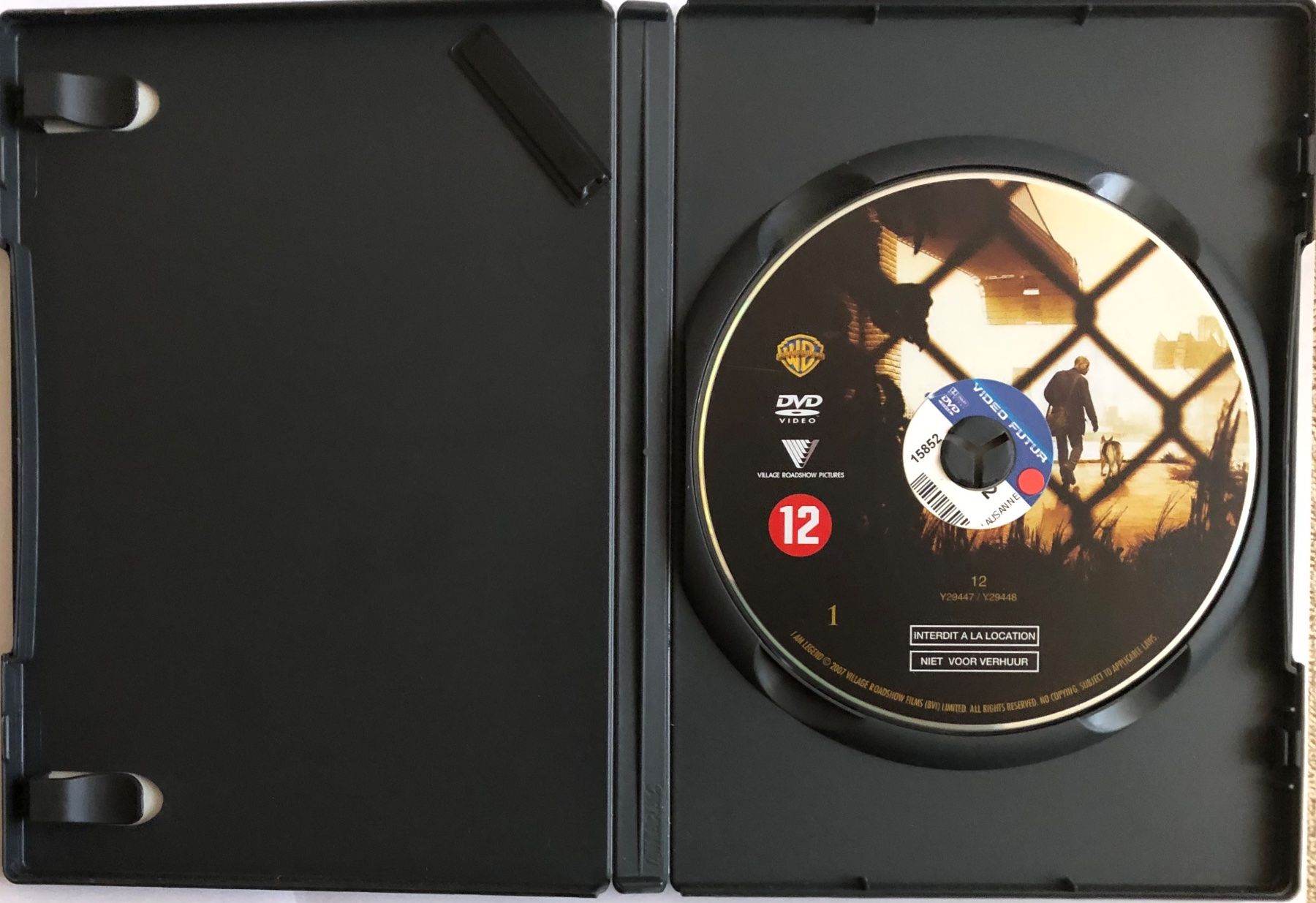 Alle DVDs: WILL SMITH - I AM LEGEND – Gebraucht aus Poliez-Pittet von Newtown-Records 2