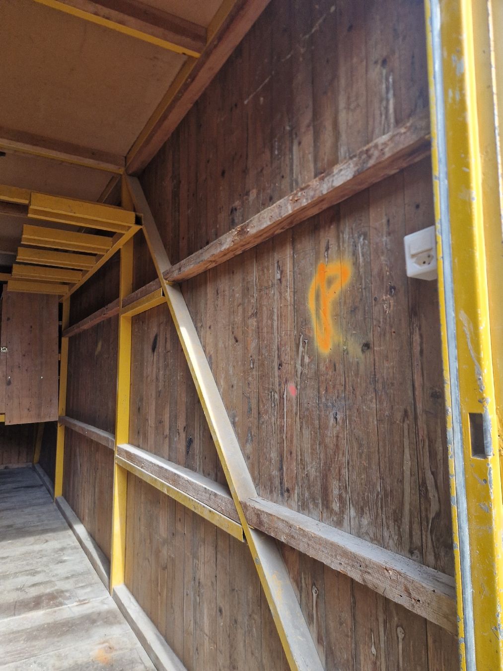 Anhänger: Bauwagen Holz  – Gebraucht aus Sumiswald von ForstCounty 5