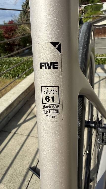 BMC Biciclette: BMC Teammachine SLR Five, Di2, Roues Carbone – Usato da La Conversion venduto da alxalxalx 1