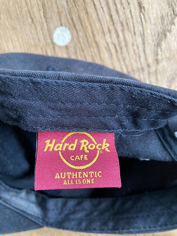Copricapi, berretti & cappellini: Hard Rock Cafe Hamburg Cap – Usato da Biel/Bienne venduto da 142_w9ds 1