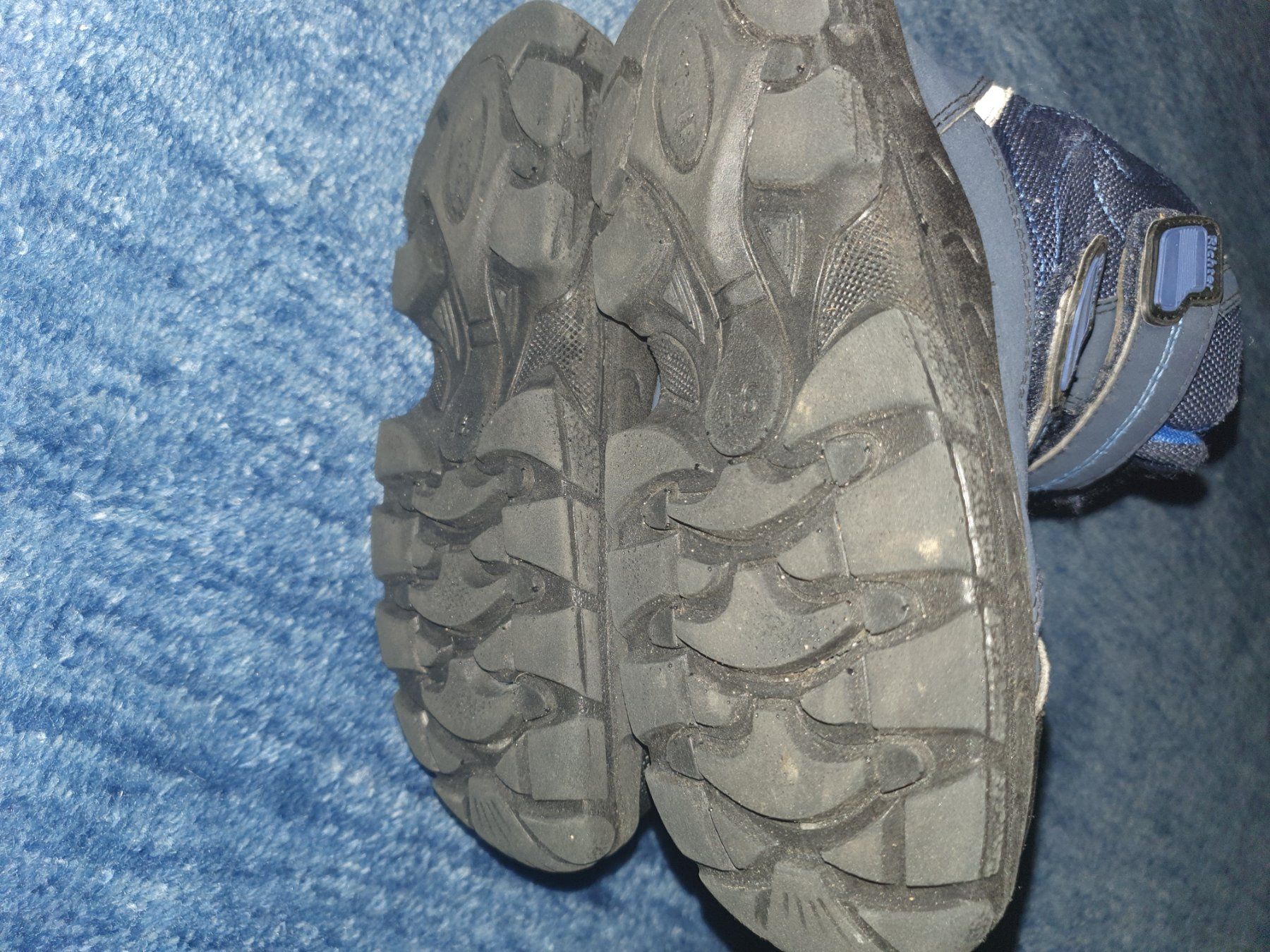 Scarpe per ragazzi: Wasserdichter Schuh gr.31 – Usato da Altendorf venduto da caj_hry2 8