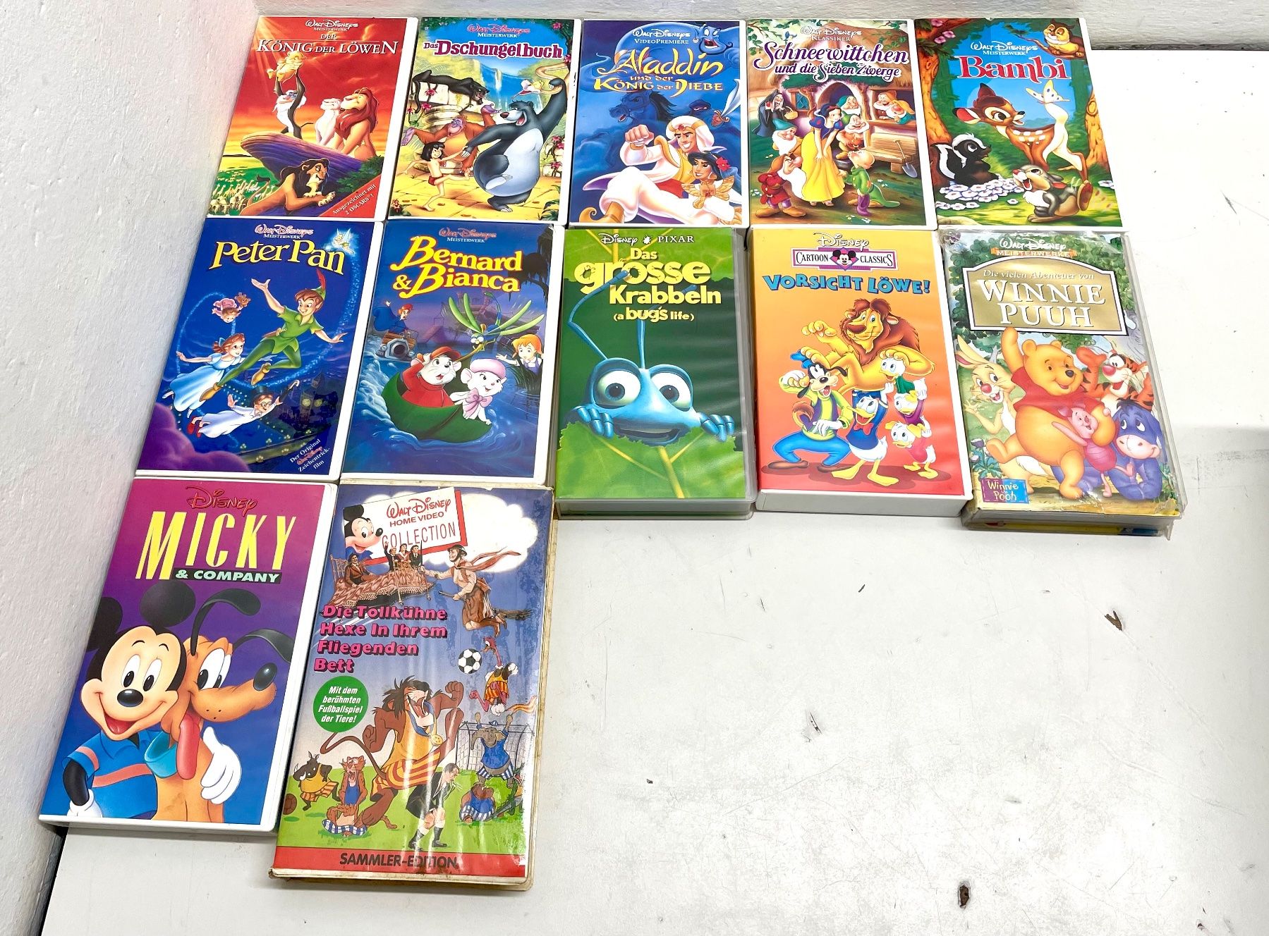 Tutti i VHS: Disney VHS Set a 12 St. – Usato da Niederdorf venduto da LeptonAG 1