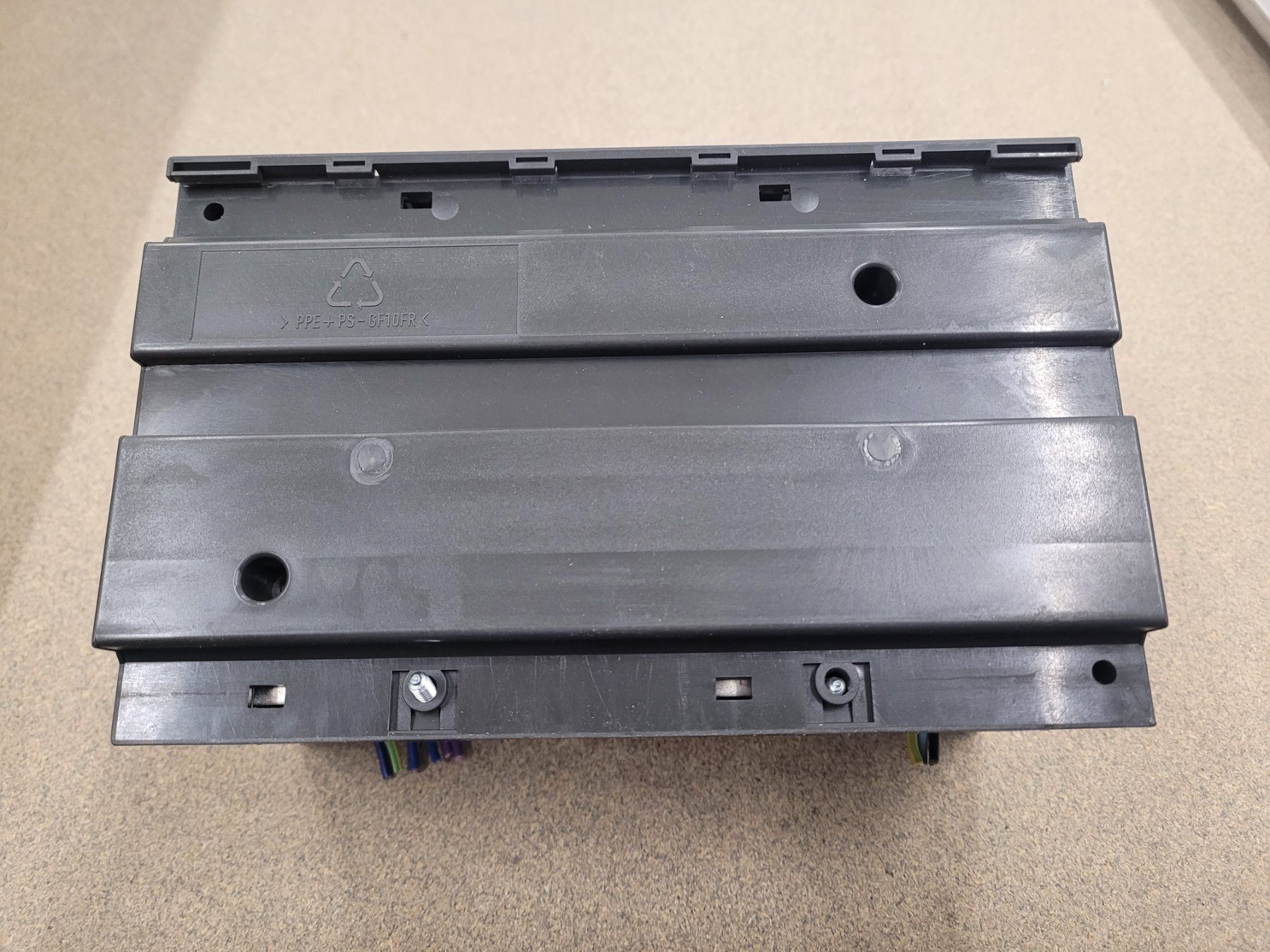 Siemens Componenti elettronici: Siemens SPS Simatic S7 / 6ES7 307-1KA00-0AA0 – Usato da Vitznau venduto da Night-Fire 2