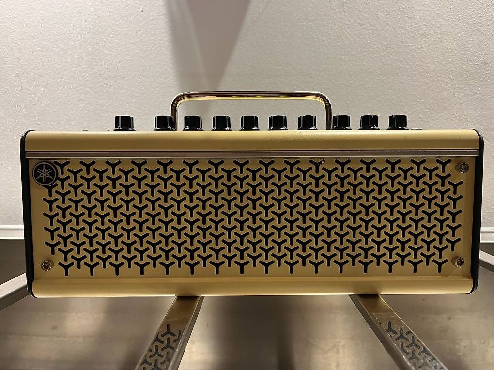 Yamaha Amplificatori: Yamaha THR 10 II Wireless – Usato da Allschwil venduto da vsd_r2mf