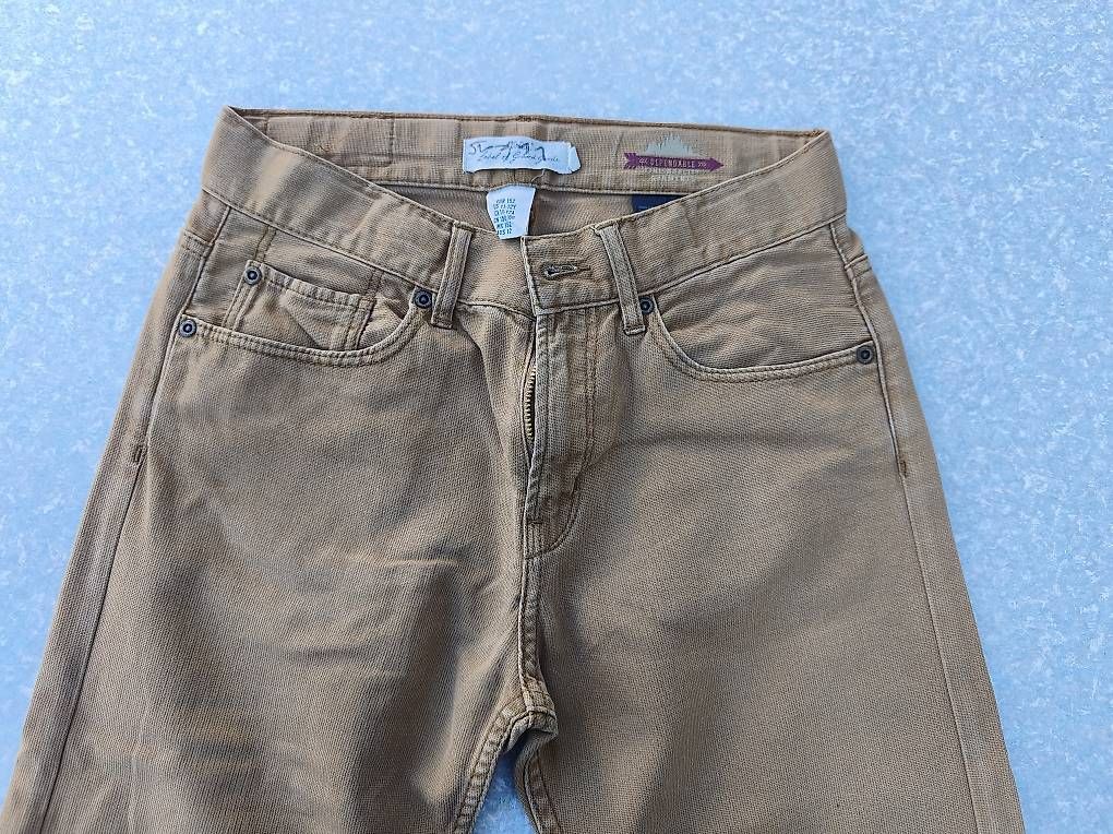 Hosen: Braune Hose in Grösse 152 – Gebraucht aus Eschlikon TG von schwellbi 1