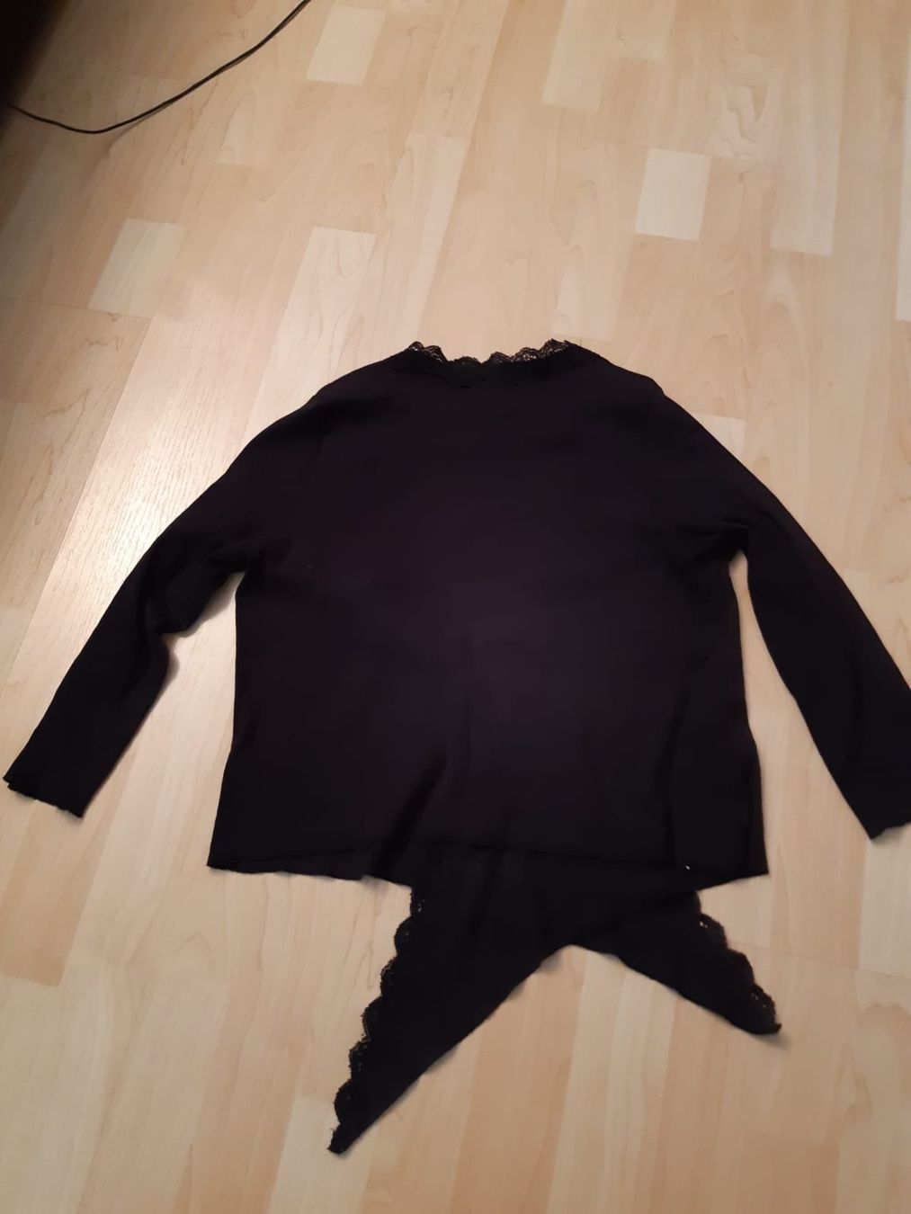 Lotti di vestiti: MARKENKLEIDERPAKET GR. 42-44 L 5stk. – Usato da Sachseln venduto da jocaso 3