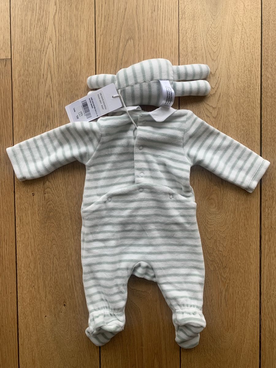 Cyrillus Pyjamas & Ähnliches: Pyjama Cyrillus NEUF taille 1 mois avec doudou – Neu und originalverpackt aus Lausanne 26 von conquist 1
