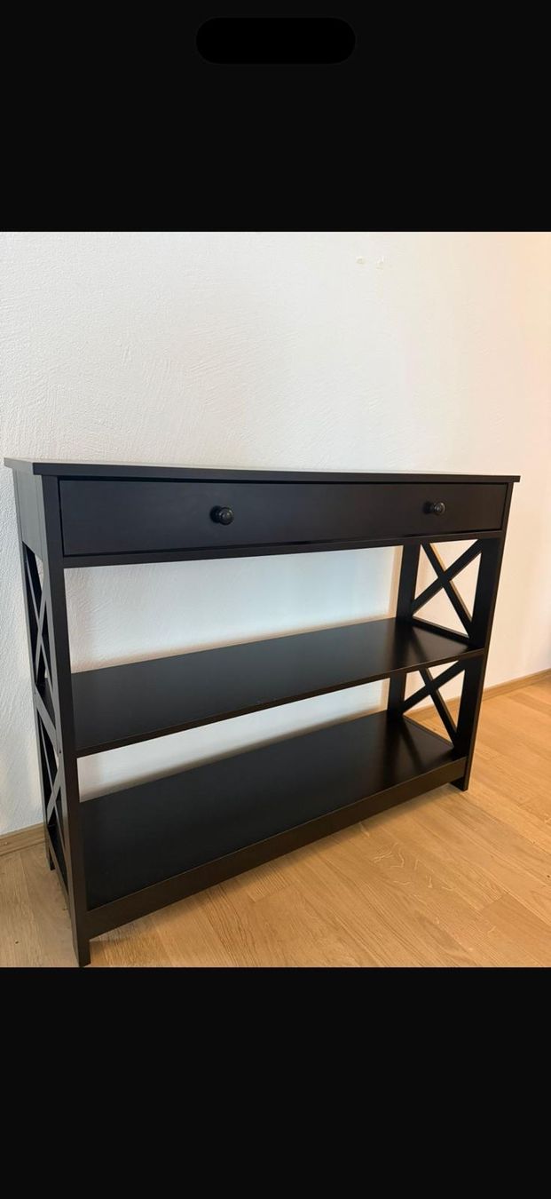 Tavoli: Consolle nera con ripiani - Stile e funzionalità! – Usato da Eschenbach SG venduto da cat_wp6s