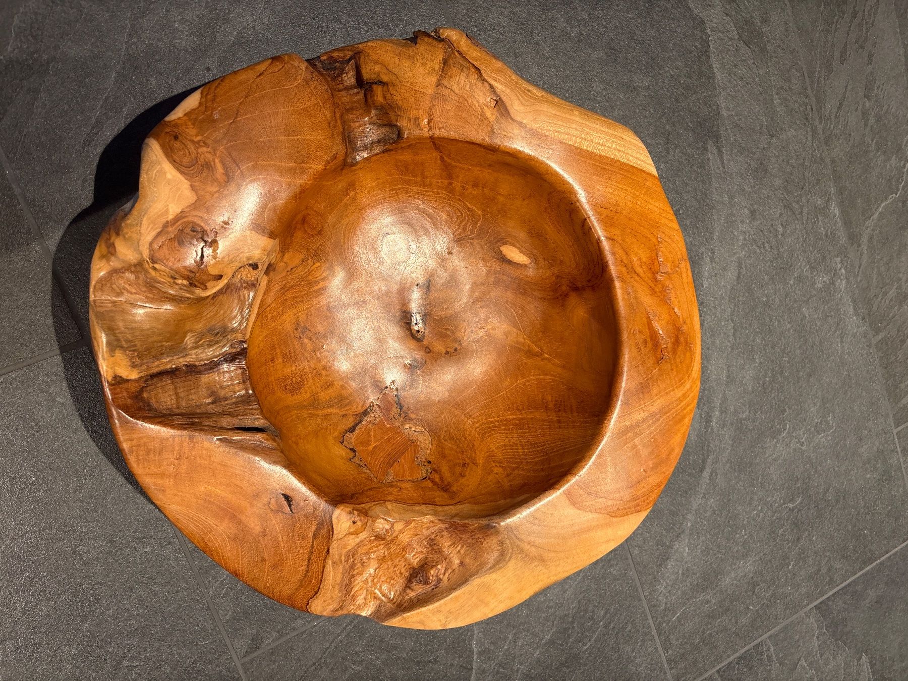 Articoli in legno: Massive Schale aus Teakholz – Nuovo (secondo la descrizione) da Muri AG venduto da ReBoutique