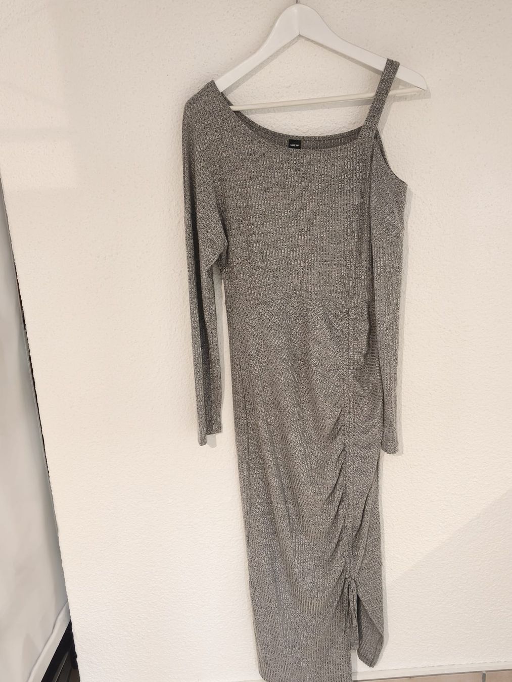 Shein Vestiti: Shein Kleid, Grau, Grösse M (38) – Nuovo (secondo la descrizione) da Emmetten venduto da SecondhandSiska 3