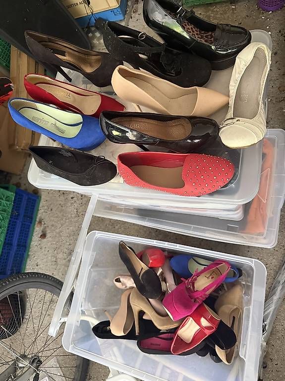 Scarpe da donna: Damenschuhe Gr.37-38 – Usato da Lyss venduto da zul_c67f