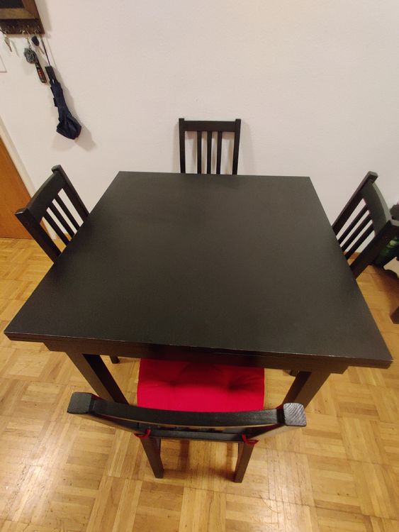Ikea Ausziehbarer Esstisch mit zwei stühlen und Kissen Kaufen auf Ricardo