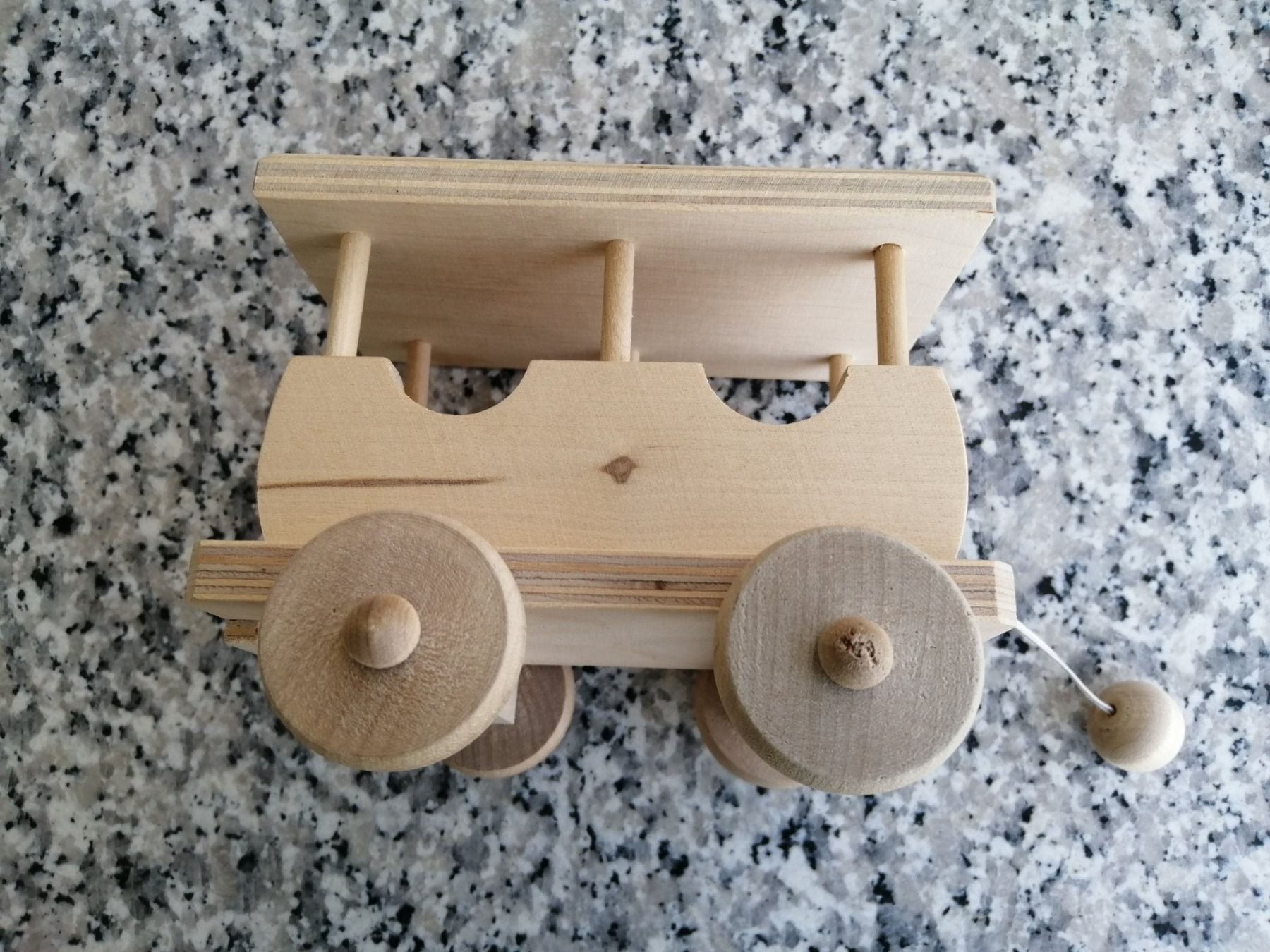 Spielzeuge: Holzzug – Gebraucht aus Rebstein von Wersee 2