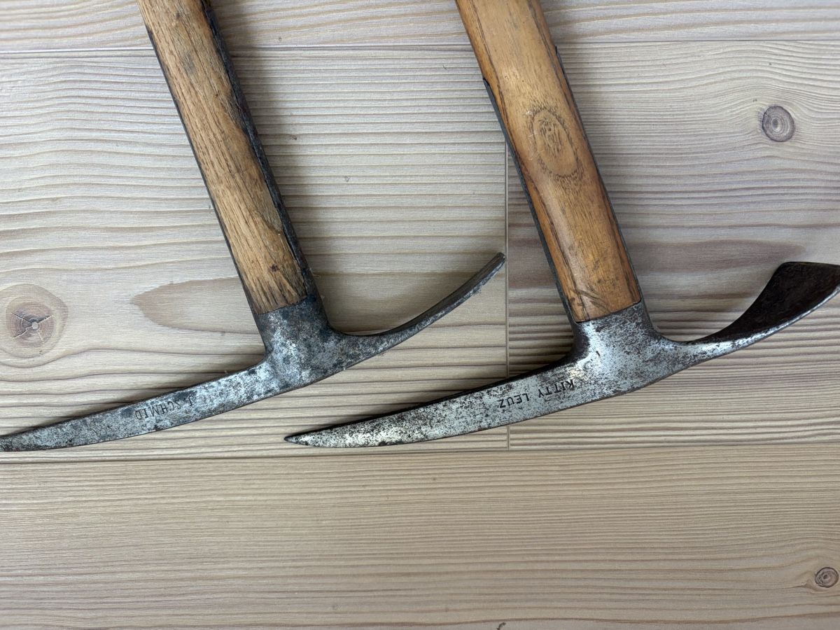 Attrezzatura da arrampicata: 2 alte Eispickel – Usato da Hägendorf venduto da StuderPascal 1