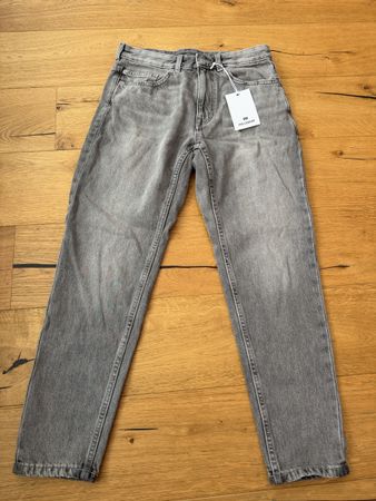 Pull&Bear Jeans Standard Fit Grau Gr. 38 (W30) – neu mit Eti