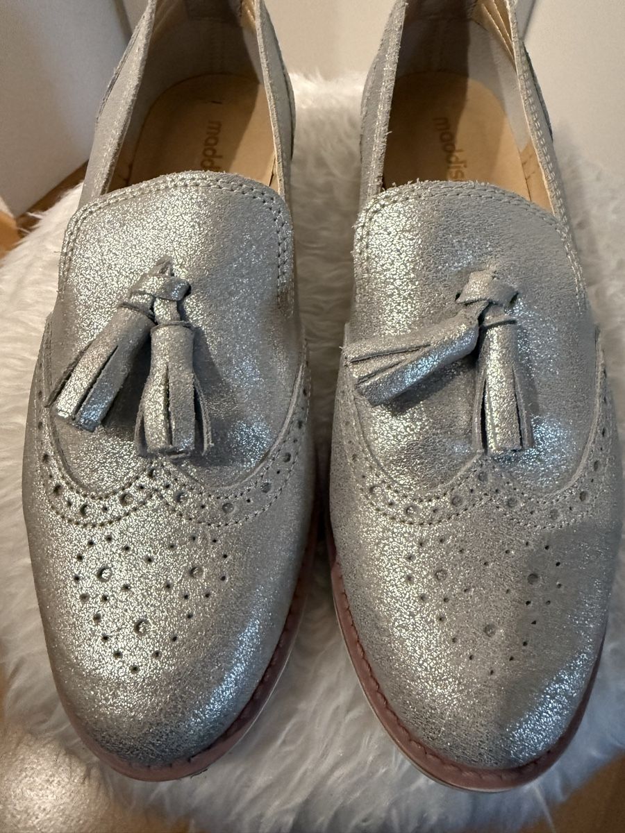 Damenschuhe: Mocassins argentés à pompons / Taille 39 / CHIC ! – Gebraucht aus MASSONGEX von Luluone 5