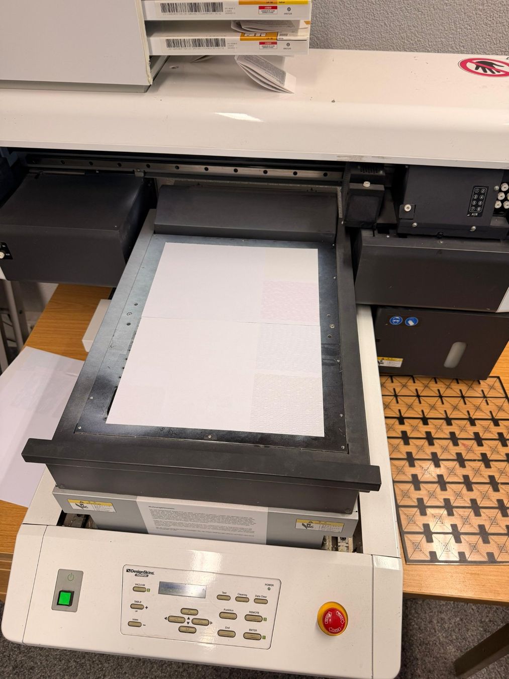 Mimaki Drucker: Mimaki UJF-3042 UV Drucker – Gebraucht aus Au ZH von dio_kdn8 3