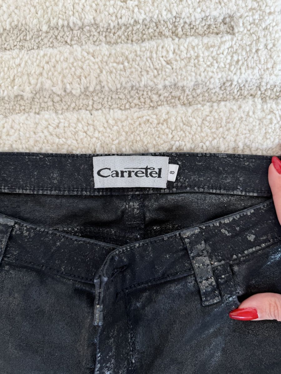 Jeans: Glossy Dark Wash Denim Jeans, Size 8 – Gebraucht aus Erlenbach ZH von Ma.Pi 1