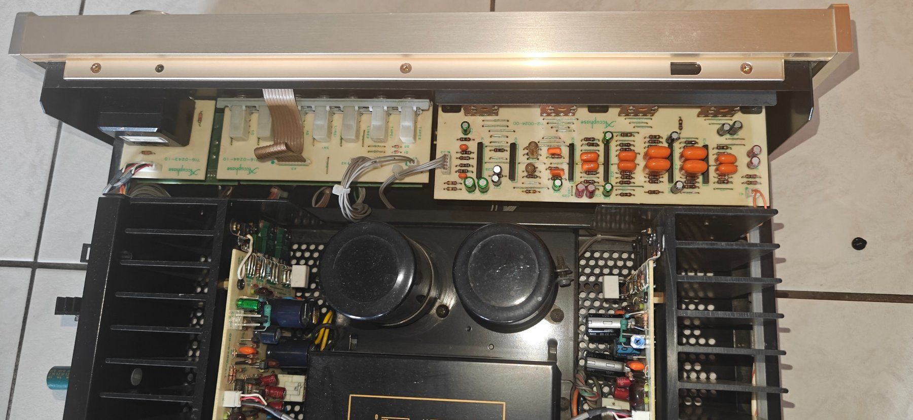Accuphase Amplificatori: Accuphase E-206 - Hifi-Corner revidiert – Usato da Wallisellen venduto da amsee10 5