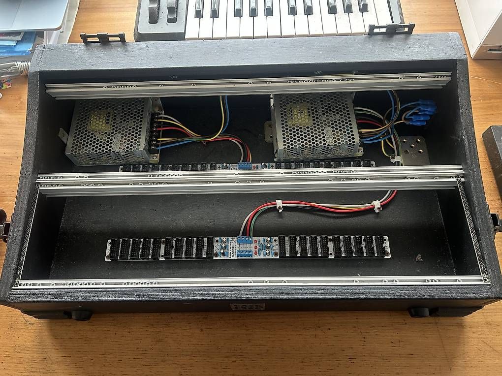 Musikinstrumente: Case From Lake Eurorack Modular Case – Gebraucht aus Bern von lor_s9hx 1