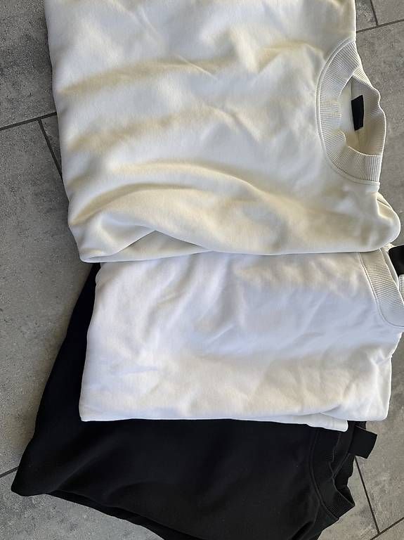 T-shirt: Tschirt 3 Stück Grösse M – Usato da Hölstein venduto da forbaby 1
