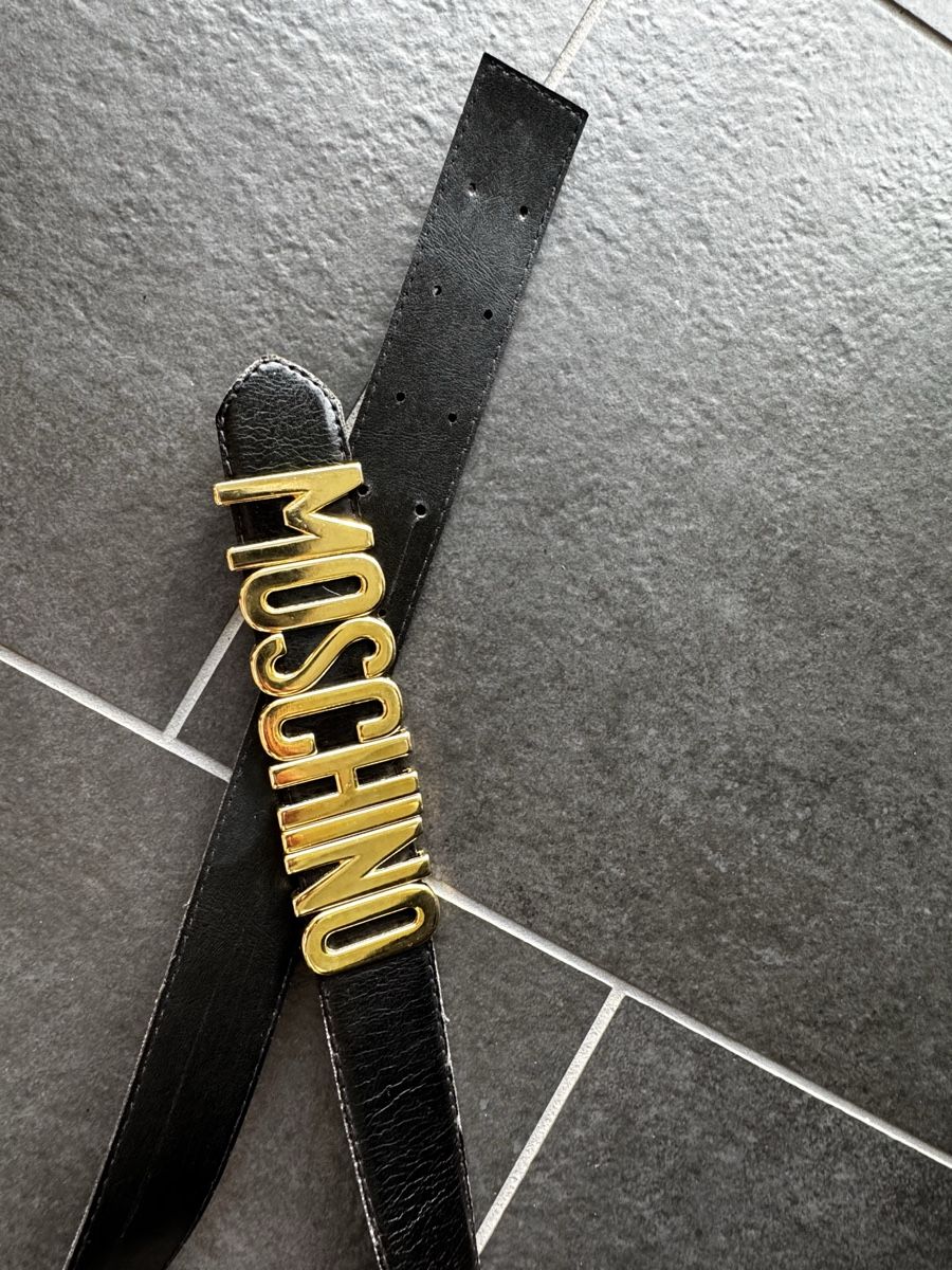 Moschino Gürtel: MOSCHINO Gürtel – Gebraucht aus Riehen von mistercho