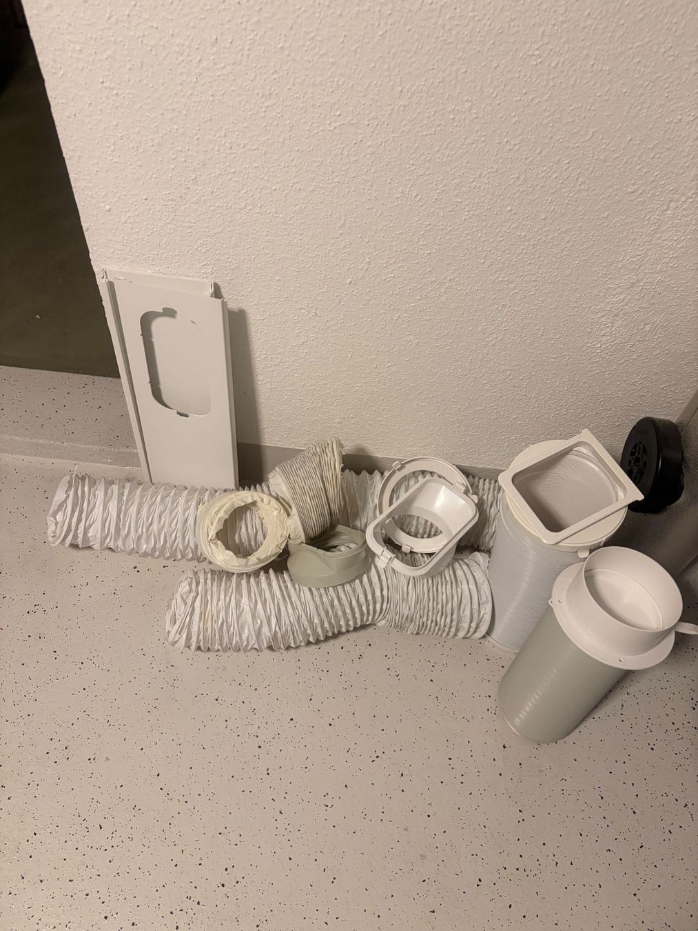 Climatiseurs: 2 mobile Klimageräte im Konvolut – D'occasion à Wittenbach par Leuchte26 5