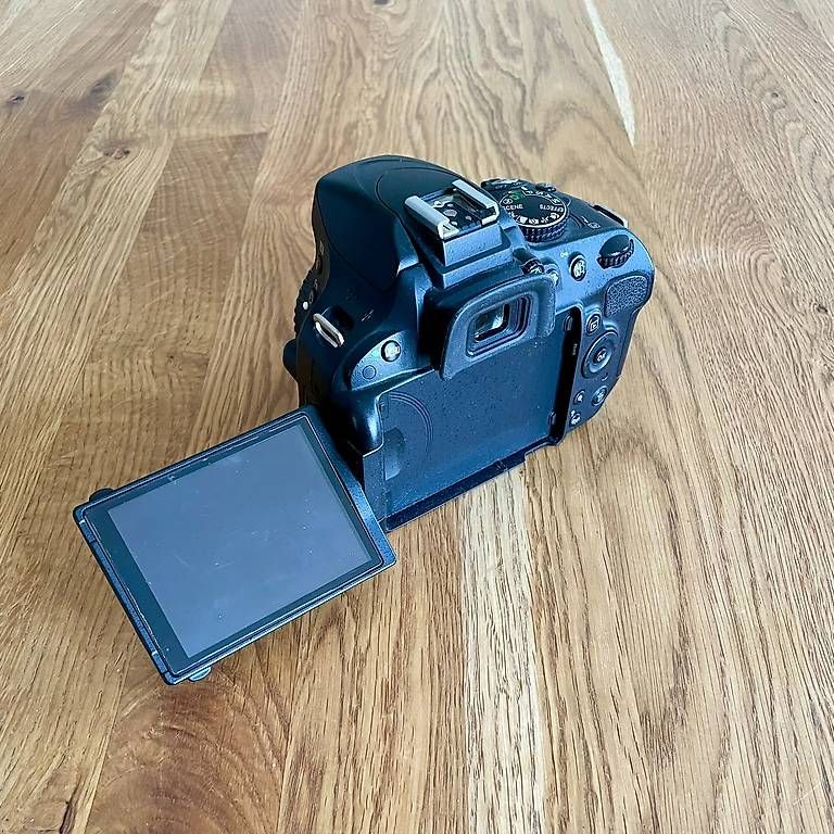 Fotocamera: Nikon D5100 - boîtier nu – Usato da Le Landeron venduto da manzana2 1