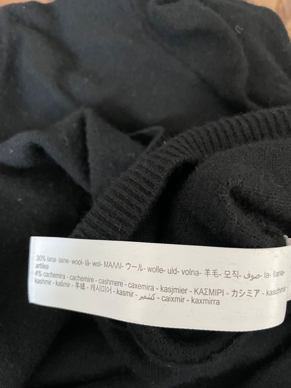Massimo Dutti Maglioni & Felpe: Massimo Dutti Volant Wool and Cashmere Blend Pullover – Usato da Zürich venduto da Sarazrh 4