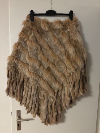 Poncho aus Hase