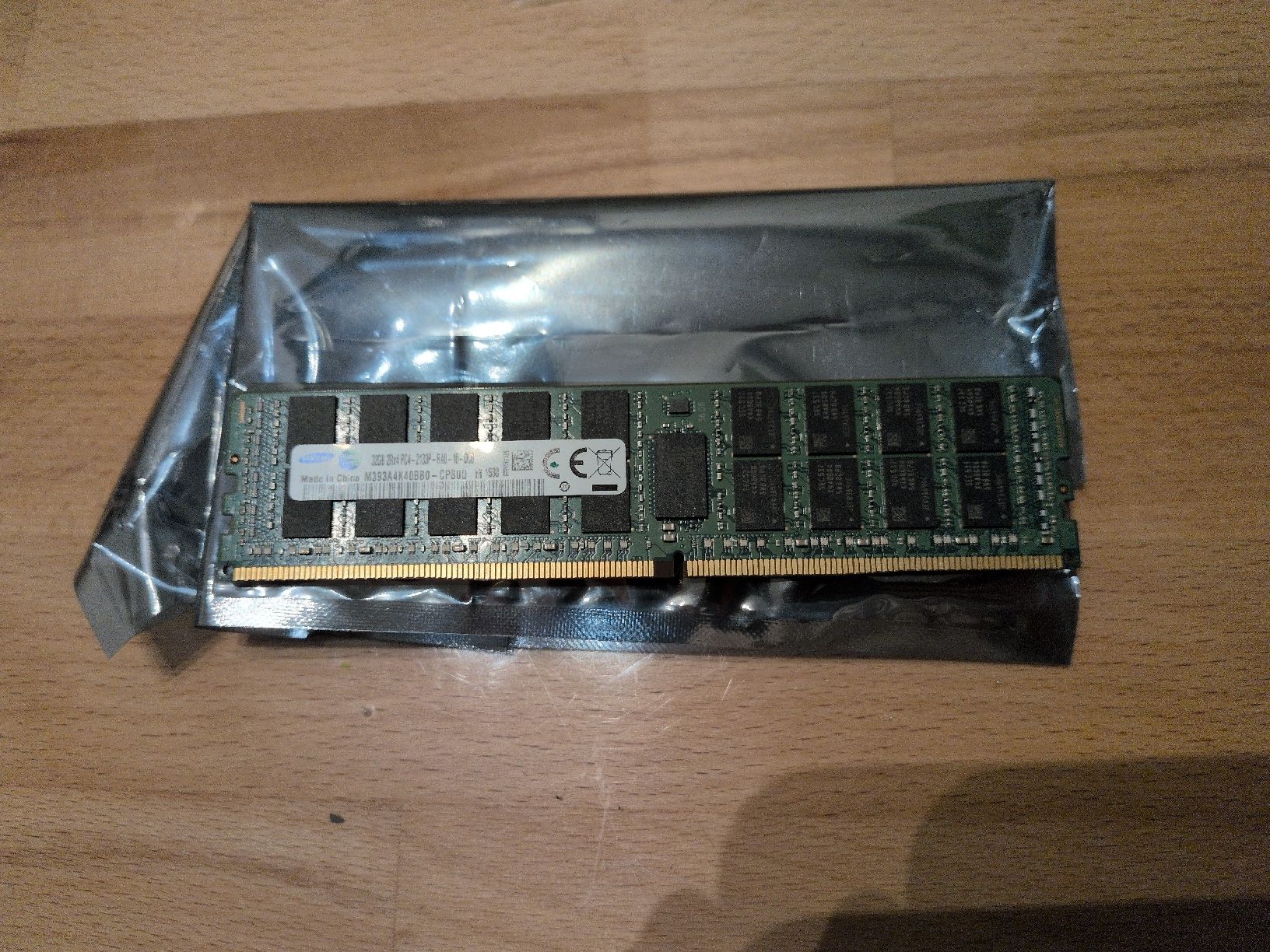 Samsung Memoria / RAM: Samsung 32GB 2133P Registered Memory – Usato da Hägendorf venduto da serverstore365