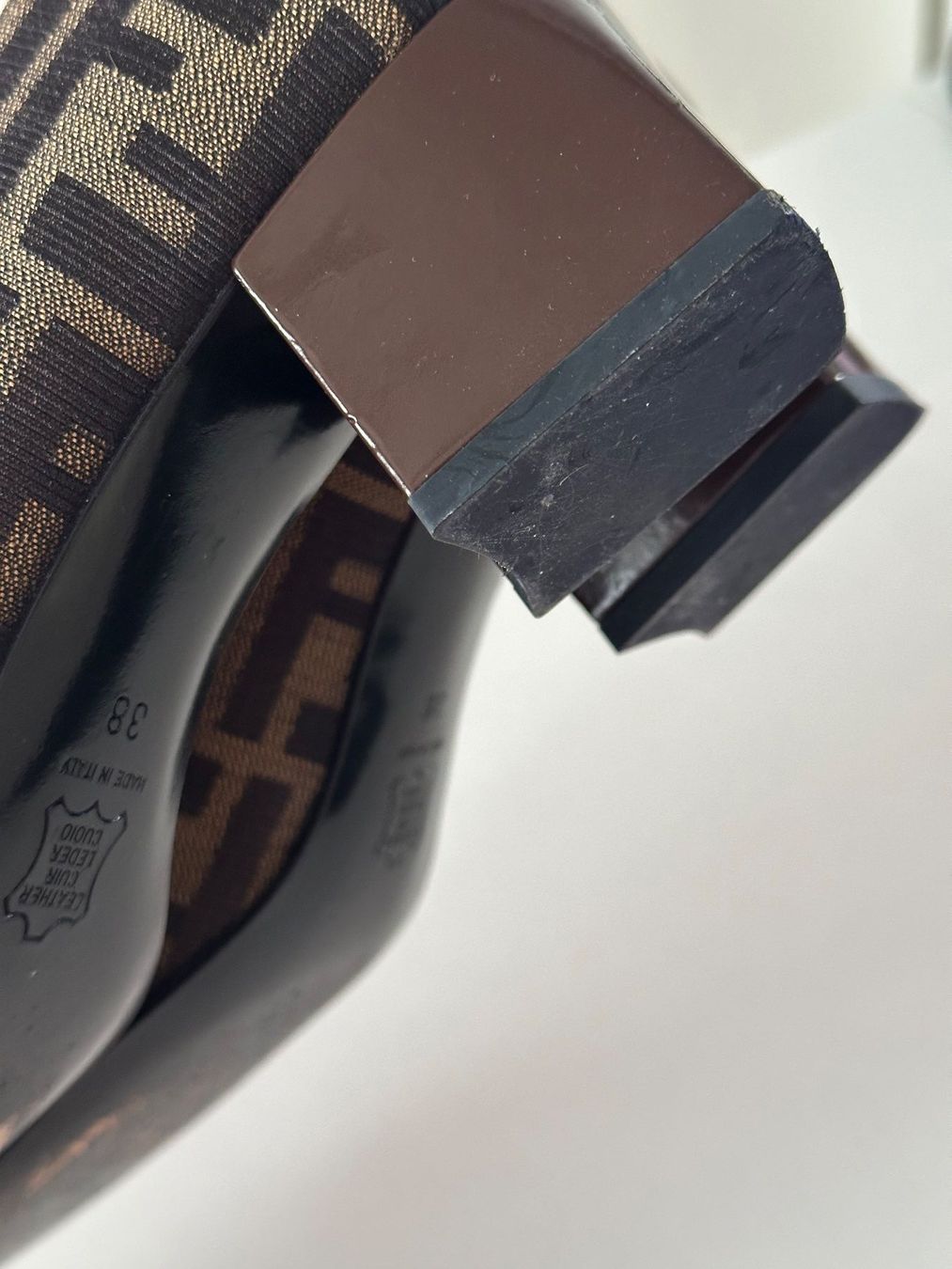Fendi Damenschuhe: Fendi Vintage Loafer Pumps Zucca Monogram – Gebraucht aus Bern von kbrawho 3