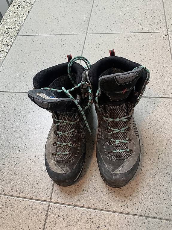 Scarpe da donna: Wanderschuhe KayLand – Usato da Winterthur venduto da Saki02