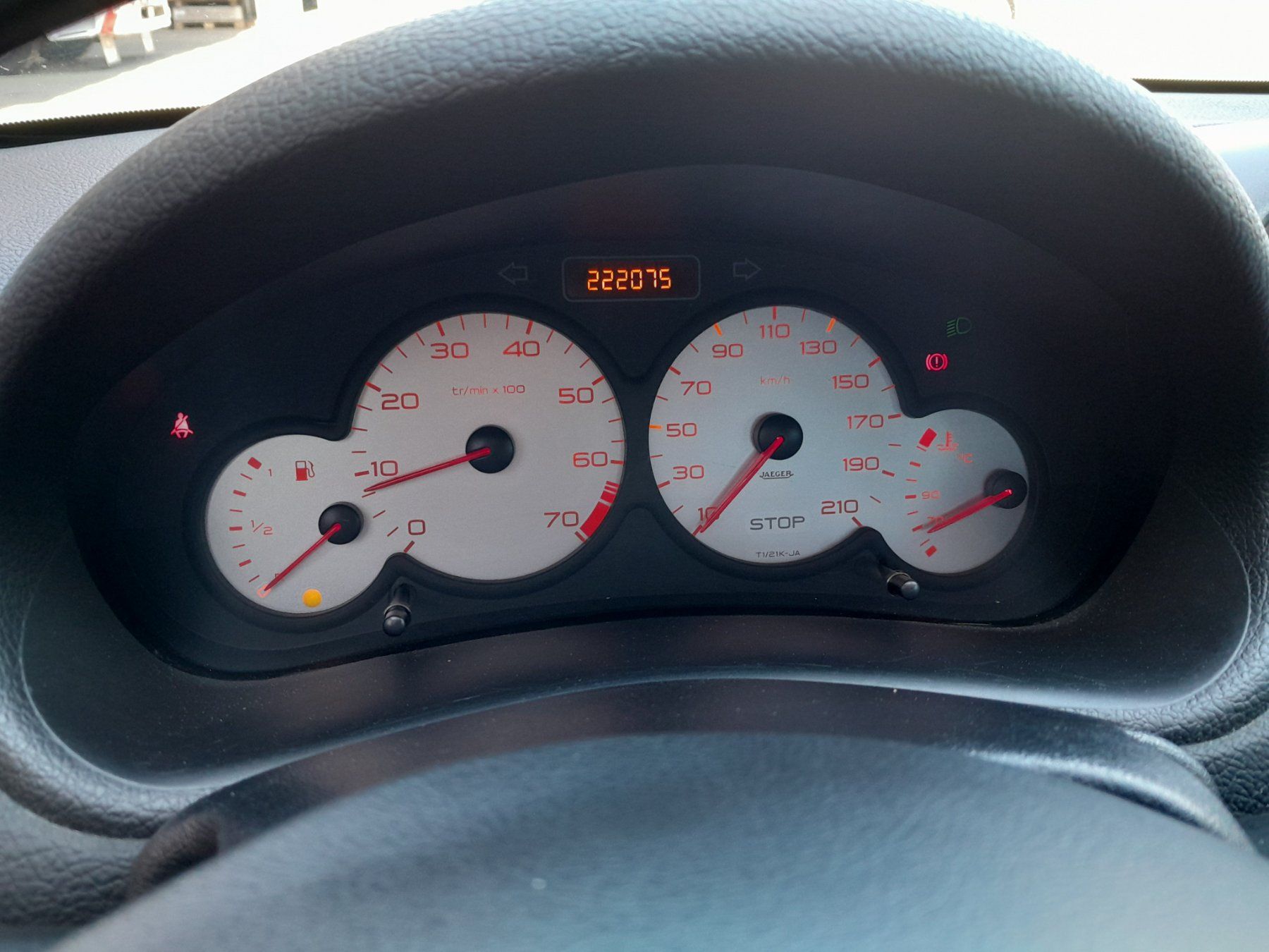 Peugeot Automobili: Peugeot 206 1.4 8v JG. 2004 – Difettoso da Ebnat-Kappel venduto da MAZUKITURB0 7